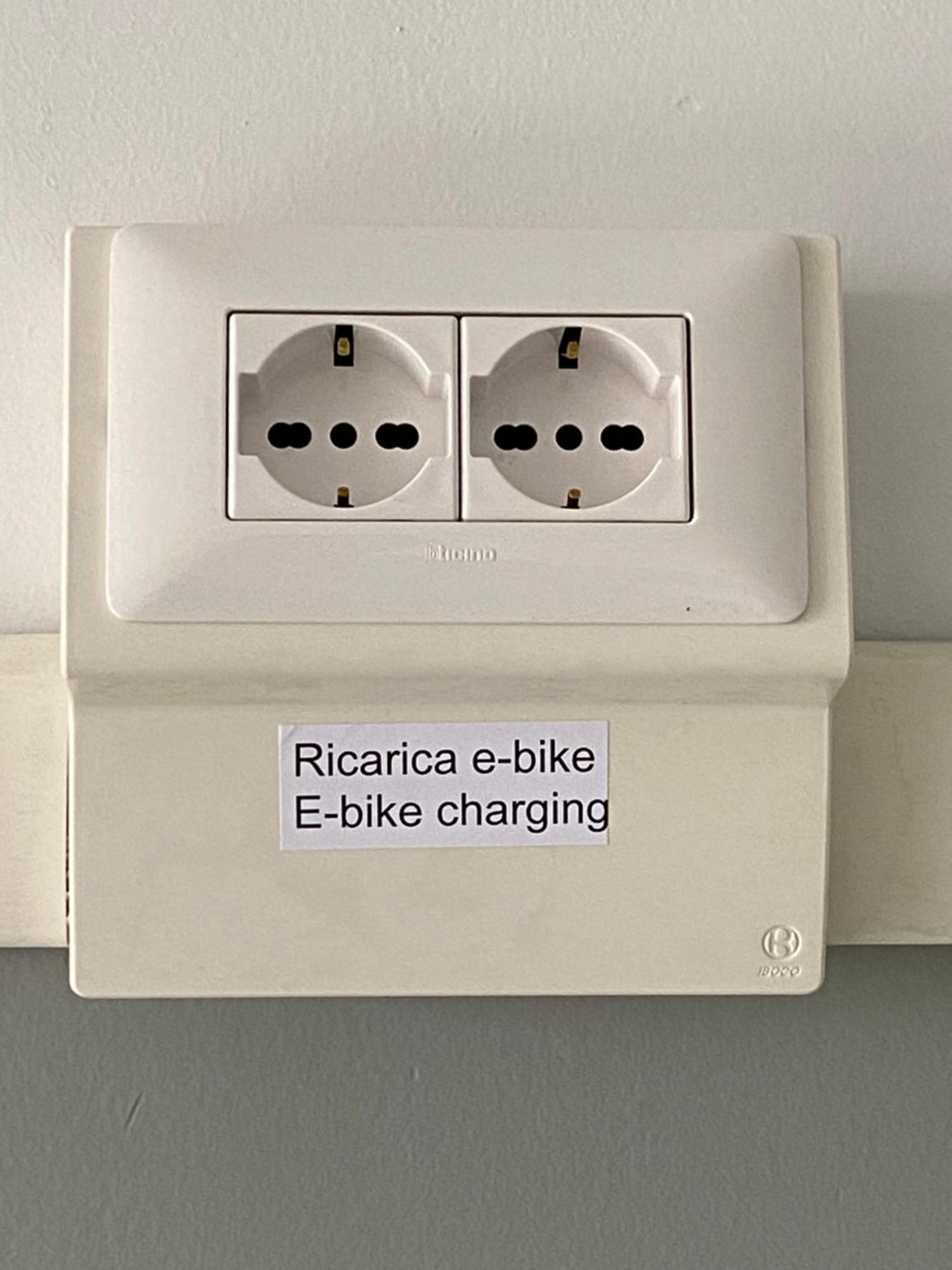 Viasavona46 Nel Cuore Delle Langhe Treiso Extérieur photo